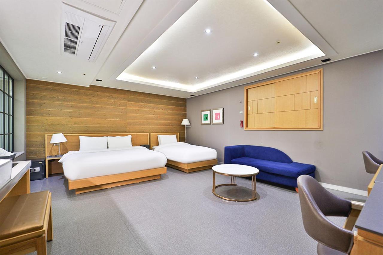 Seomyeon Ib Hotel Пусан Экстерьер фото